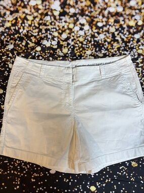 Vineyard Vines White Cotton Bermuda Shorts (0038)